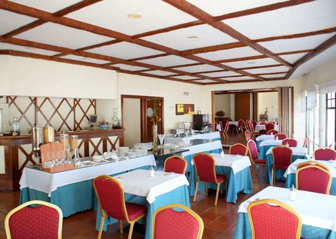Hotel Каштелу-ди-Види Экстерьер фото